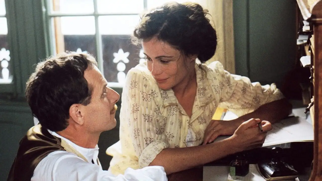 Les destinées sentimentales – image d’arrière-plan
