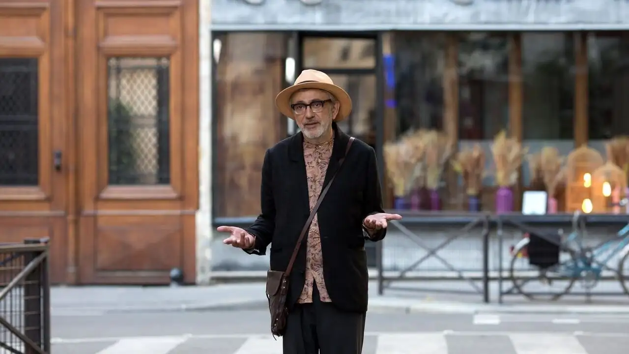 It Must Be Heaven – image d’arrière-plan