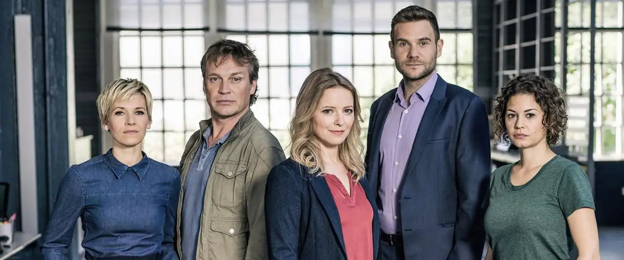 Division criminelle - Saison 2 - Mauvais cru – image d’arrière-plan