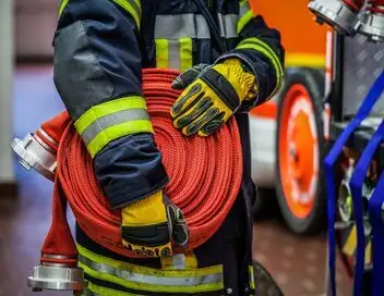 Appels d'urgence - Festival d'interventions pour les pompiers de Cannes – affiche