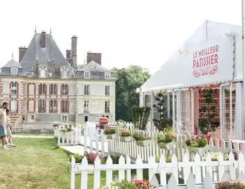 Le meilleur pâtissier - Saison 14 - Bienvenue sous la tente – affiche